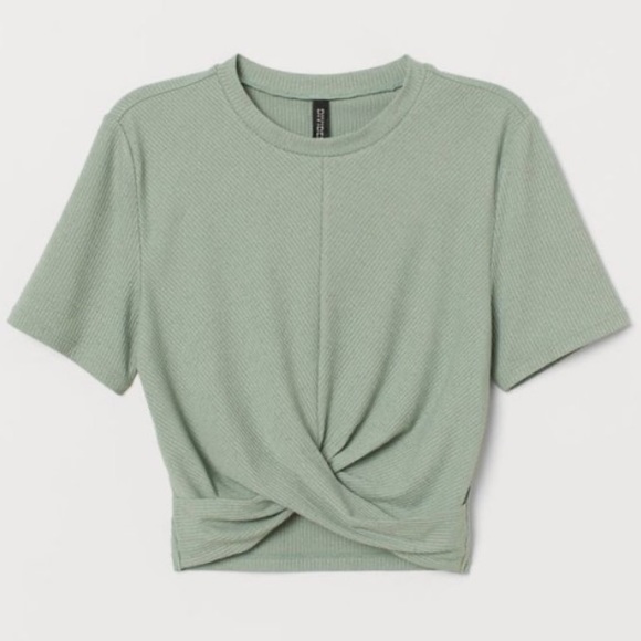 H&M Tops - H & M Mint Knotted Crop Top